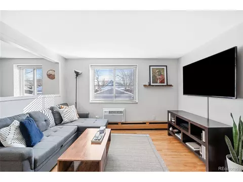 148 S Emerson St #206, Denver, CO 80209