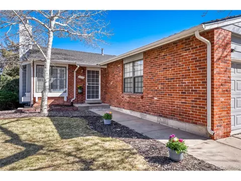 5554 S Lansing Ct, Englewood, CO 80111