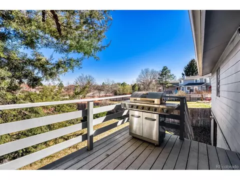 5554 S Lansing Ct, Englewood, CO 80111
