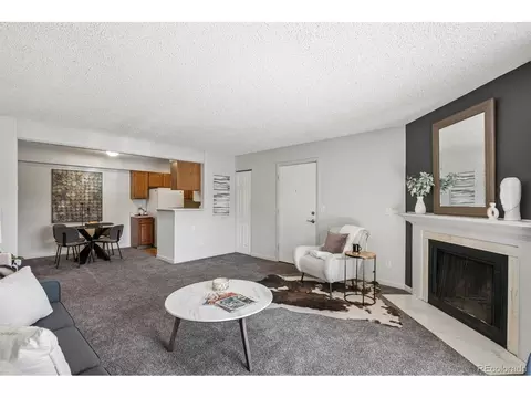 3324 S Ammons St #103, Lakewood, CO 80227
