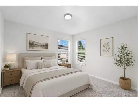 Bedroom - 8502 E 29th Pl, Denver, CO 80238 photo 6 of 11