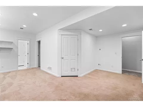 Bedroom - 8502 E 29th Pl, Denver, CO 80238 photo 9 of 11