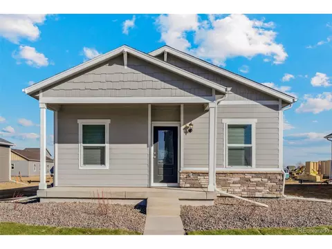 3042 Nectar St, Strasburg, CO 80136