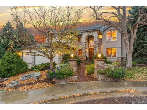 3070 S Newcombe Way, Lakewood, CO 80227
