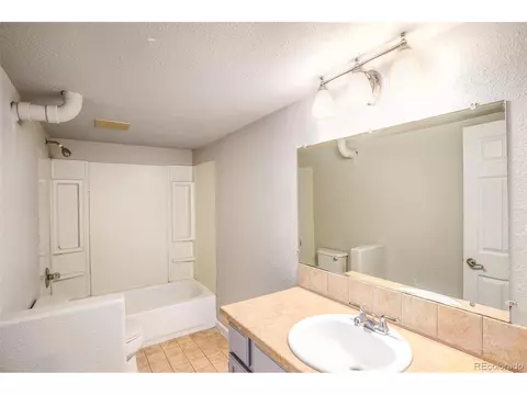 Undisclosed, Aurora, CO 80011 photo 11