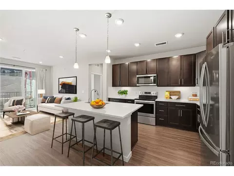 420 E Fremont Pl #206, Littleton, CO 80122