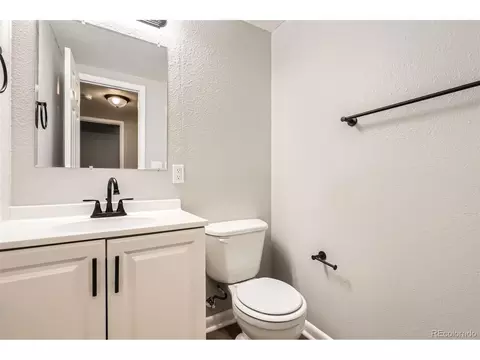 19383 E Chaffee Pl, Denver, CO 80249 photo 22
