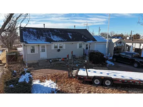 391 S Main St, Byers, CO 80103