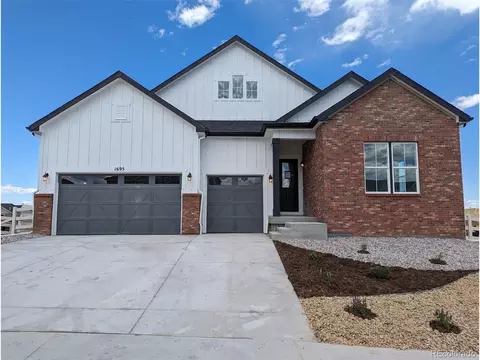 1695 Hickory Oaks Pt, Castle Rock, CO 80104