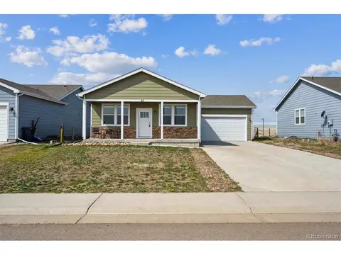 23 S 4th Ave, Deer Trail, CO 80105