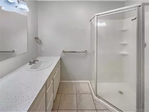 16332 E 8th Pl, Aurora, CO 80011 photo 9