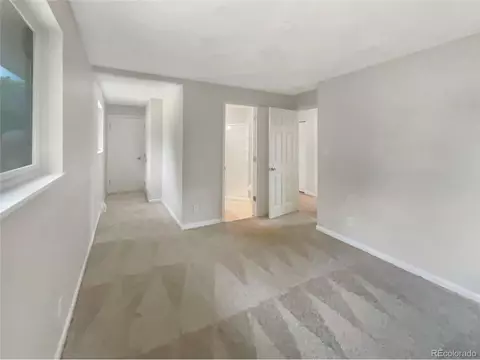 16332 E 8th Pl, Aurora, CO 80011 photo 3
