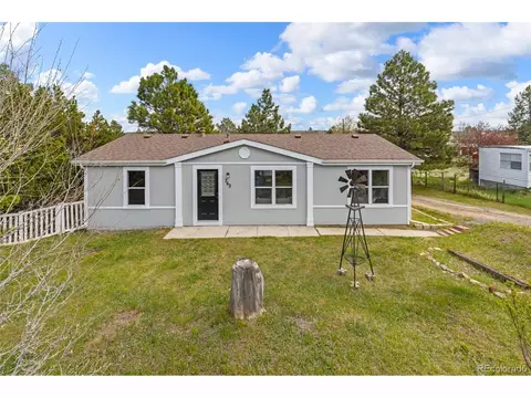 762 S Paddock St, Elizabeth, CO 80107