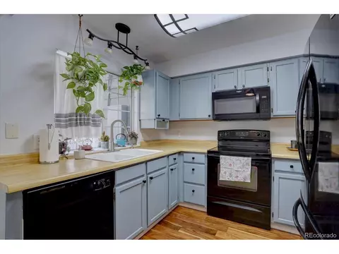 18577 E Whitaker Cir #D, Aurora, CO 80015 photo 8