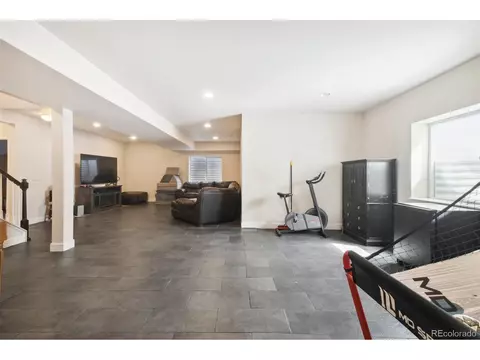 25189 Ellsworth Dr, Aurora, CO 80018 photo 19