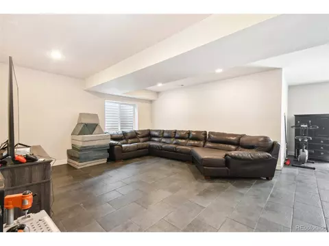 25189 Ellsworth Dr, Aurora, CO 80018 photo 14