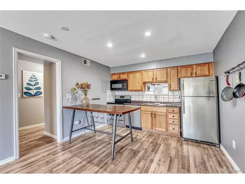 9110 E Arbor Cir #L, Englewood, CO 80111