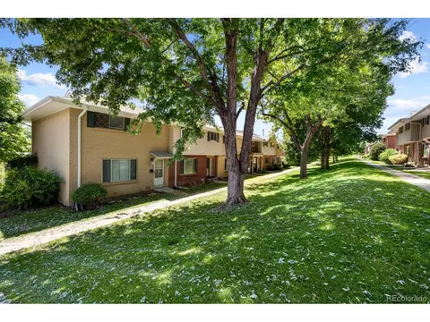 9052 E Lehigh Ave, Denver, CO 80237 photo 2