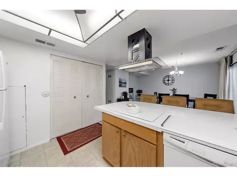 9052 E Lehigh Ave, Denver, CO 80237 photo 6