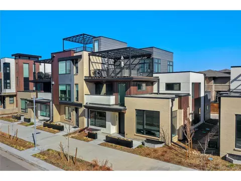 6875 E Lowry Blvd, Denver, CO 80230 photo 1