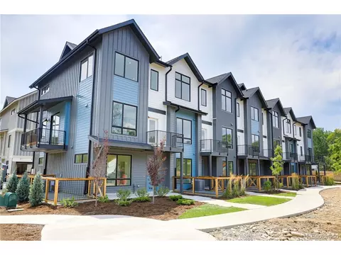 5055 Cody St #D, Arvada, CO 80002