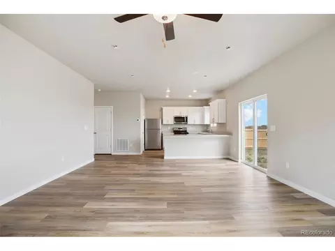 48290 Shetland Dr, Bennett, CO 80102 photo 5