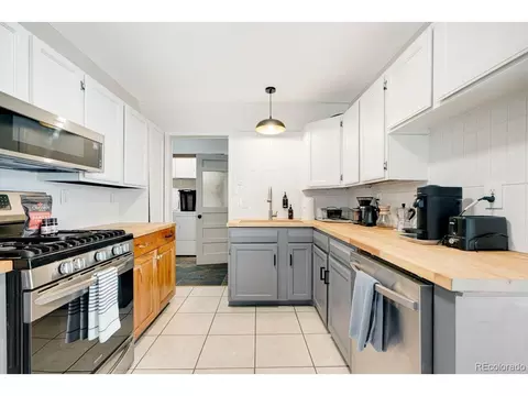 Kitchen - 35 Travis Draw, Black Hawk, CO 80422 photo 1 of 3