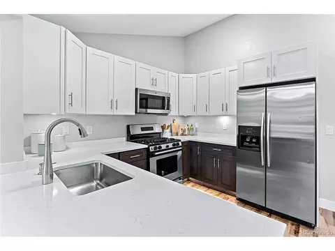 3900 E Jerome Ave, Denver, CO 80210 photo 17