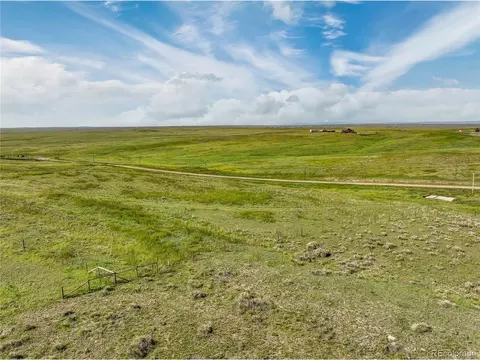 5496 S Tom Bay Ct, Bennett, CO 80102 photo 3
