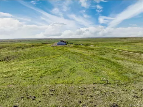 5496 S Tom Bay Ct, Bennett, CO 80102 photo 4