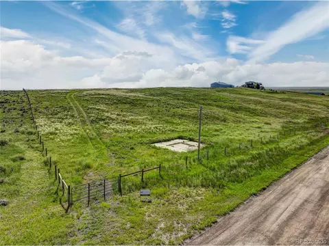 5496 S Tom Bay Ct, Bennett, CO 80102