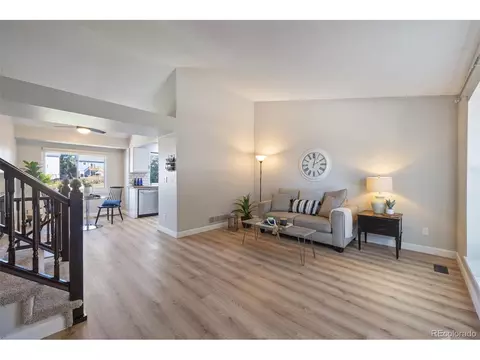 19877 E Linvale Pl, Aurora, CO 80013 photo 2
