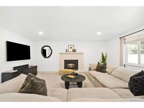 Living - 7310 S Eudora Way, Centennial, CO 80122 photo 4 of 5