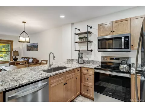 105 Wheeler Cir #104, Frisco, CO 80443