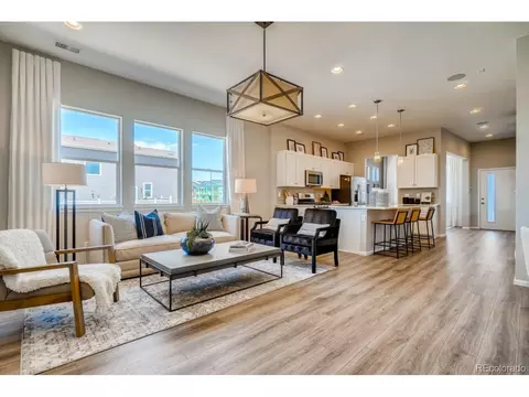 6447 N Ceylon St, Denver, CO 80249