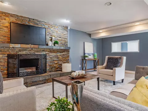 8705 E Radcliff Ave, Denver, CO 80237 photo 2