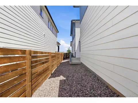 Exterior - Undisclosed, Longmont, CO 80504 photo 7 of 8