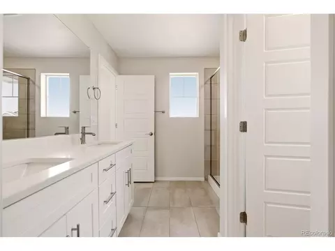 Bath - Undisclosed, Longmont, CO 80504 photo 3 of 4