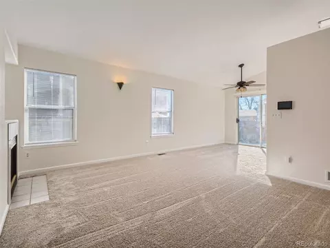 19064 E Carmel Cir, Aurora, CO 80011 photo 3