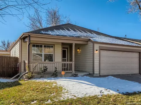 19064 E Carmel Cir, Aurora, CO 80011 photo 2