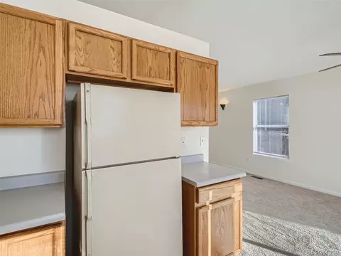 19064 E Carmel Cir, Aurora, CO 80011 photo 8