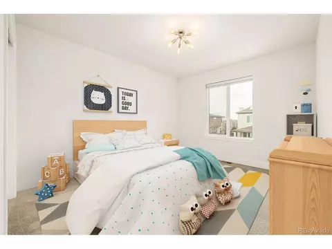 Bedroom - 8565 E 50th Dr, Denver, CO 80238 photo 4 of 5