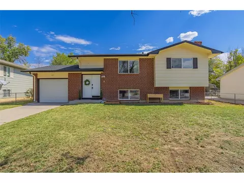 6877 Metropolitan St, Colorado Springs, CO 80911