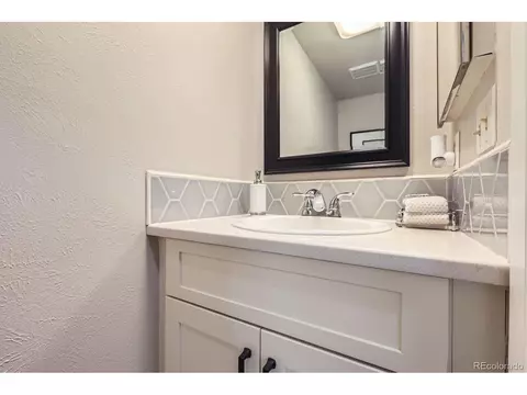 15976 E Radcliff Pl #A, Aurora, CO 80015 photo 12