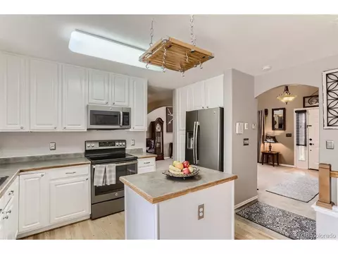 19410 E Pacific Dr, Aurora, CO 80013 photo 8