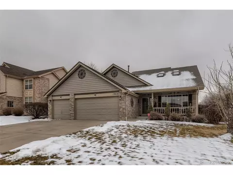 19410 E Pacific Dr, Aurora, CO 80013 photo 2