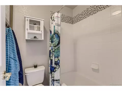 19410 E Pacific Dr, Aurora, CO 80013 photo 21