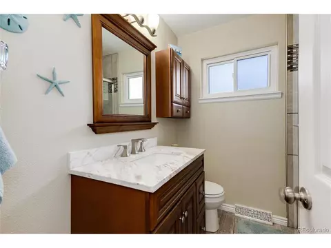 16581 E 7th Pl, Aurora, CO 80011 photo 18
