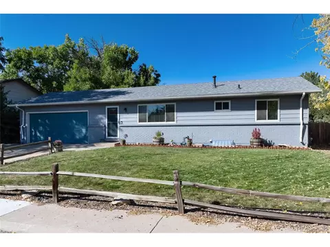 16581 E 7th Pl, Aurora, CO 80011 photo 2