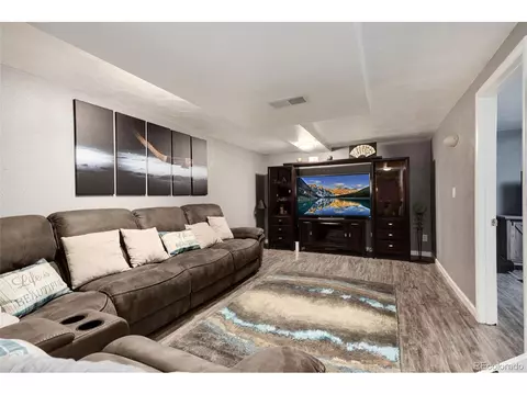 16581 E 7th Pl, Aurora, CO 80011 photo 13